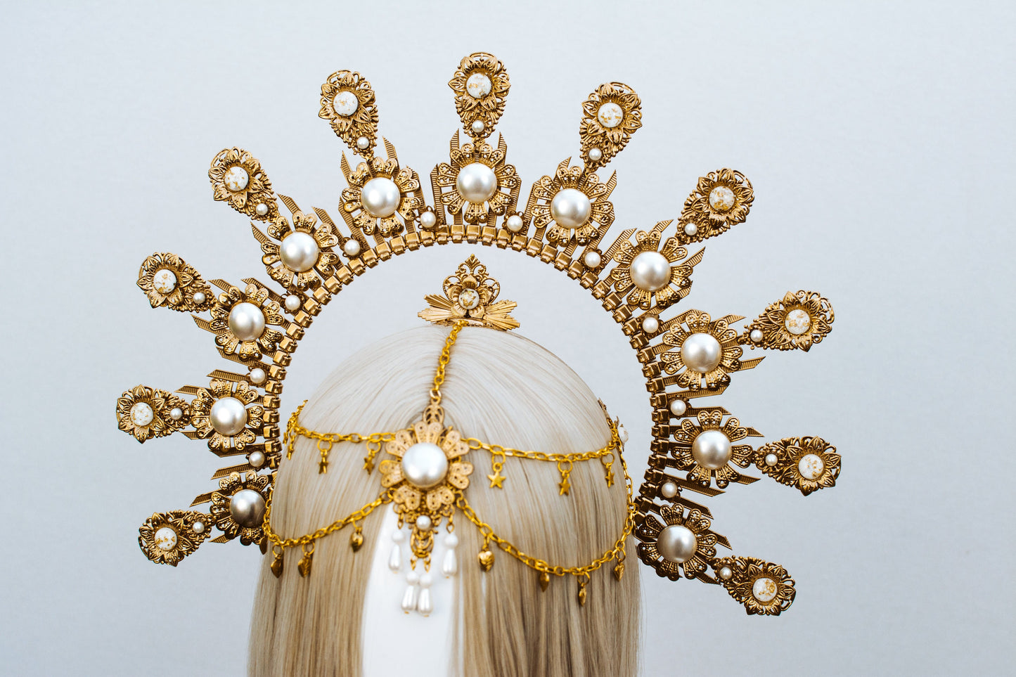 Gold Halo Crown, Halo Headpiece, Festival crown, Festival headpiece, Met Gala Crown, Wedding Crown, Halo crown, Boho Wedding, Halo Headband