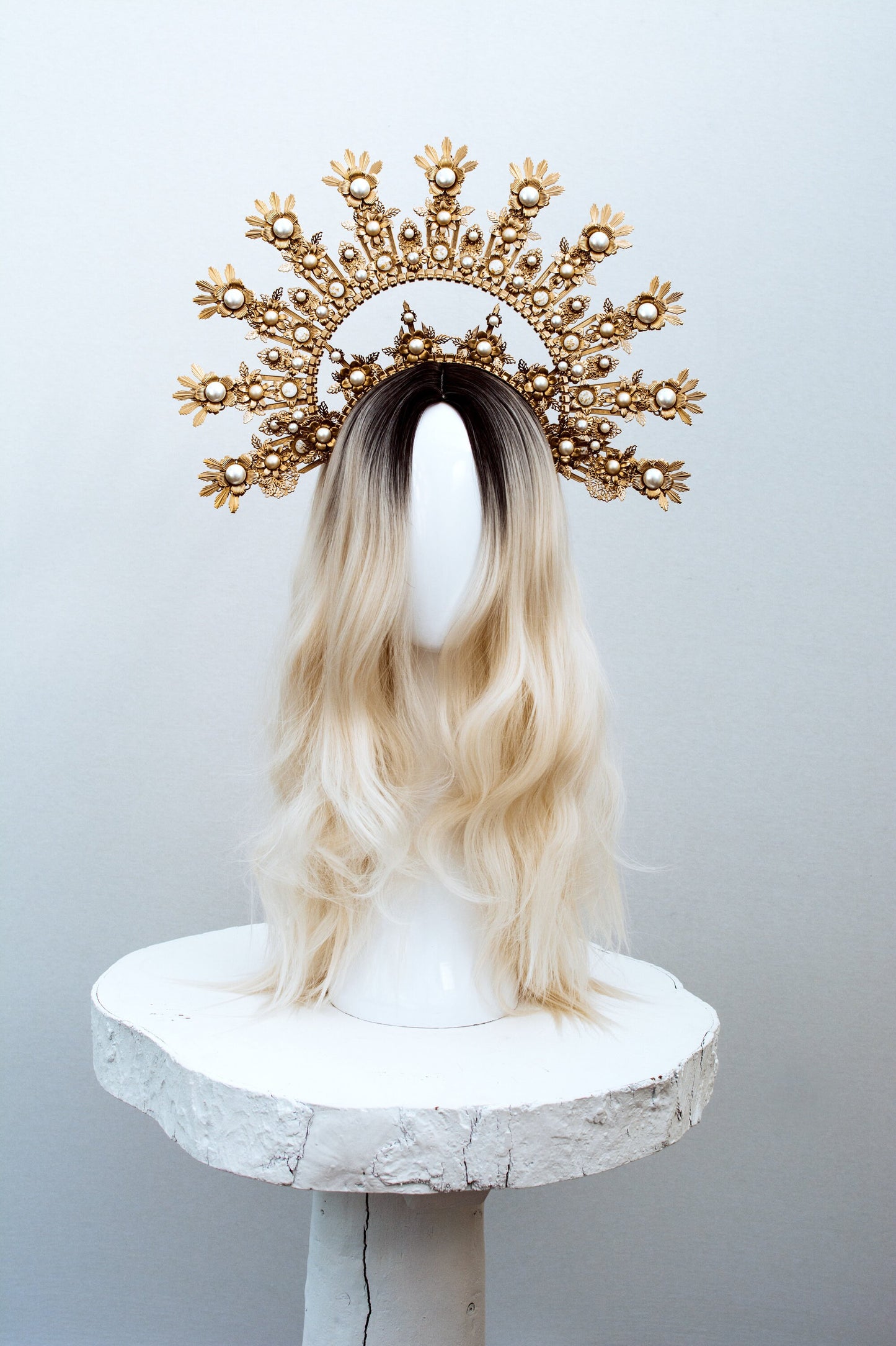 Gold Halo Crown, Halo Headpiece, Festival crown, Festival headpiece, Met Gala Crown, Wedding Crown, Halo crown, Photo Props, Halloween