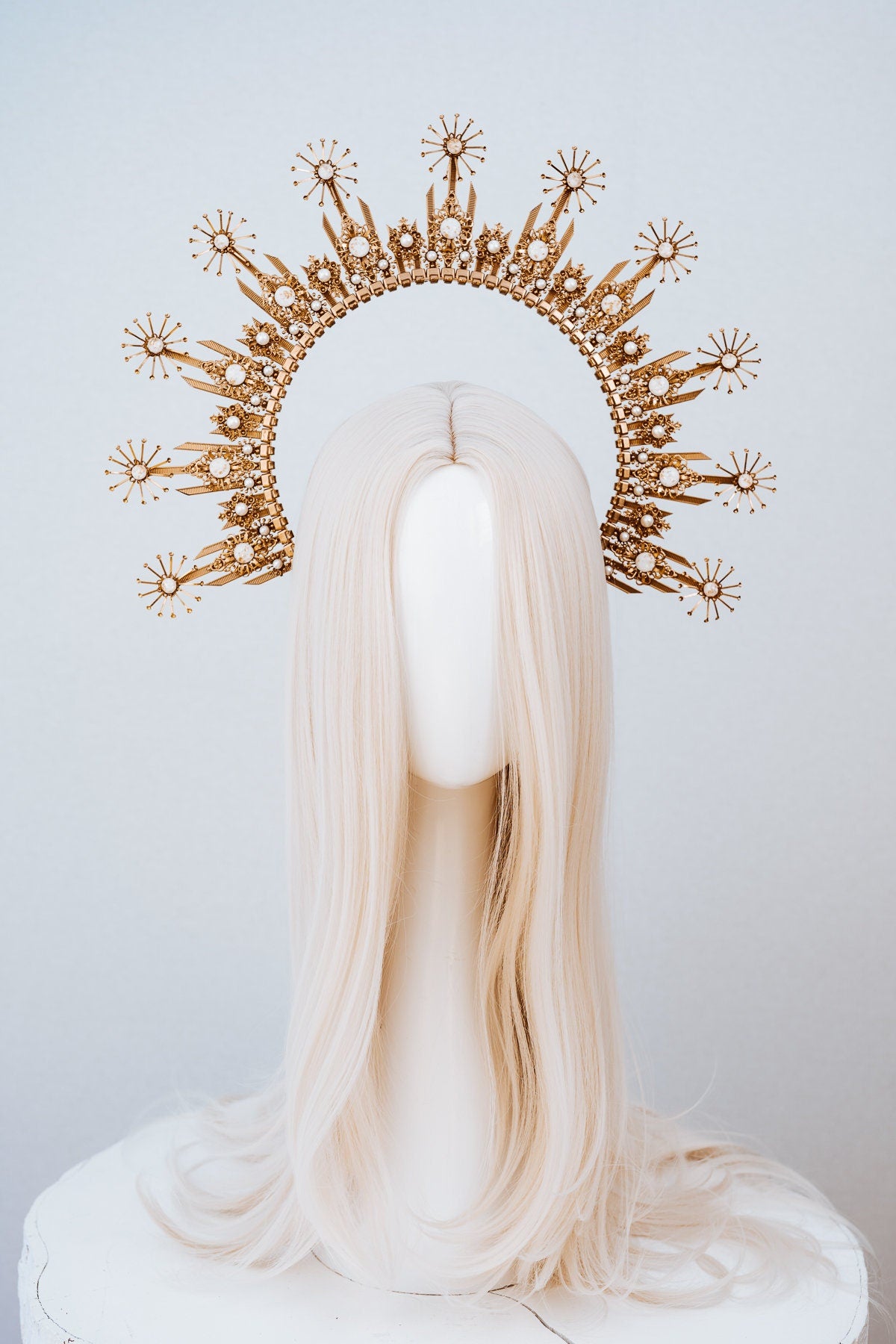 Gold Halo crown, Halo Headband, Halo headpiece, Wedding crown, Festival headpiece, Met Gala Crown, Sunburst Crown, Mary Crown, Boho Wedding