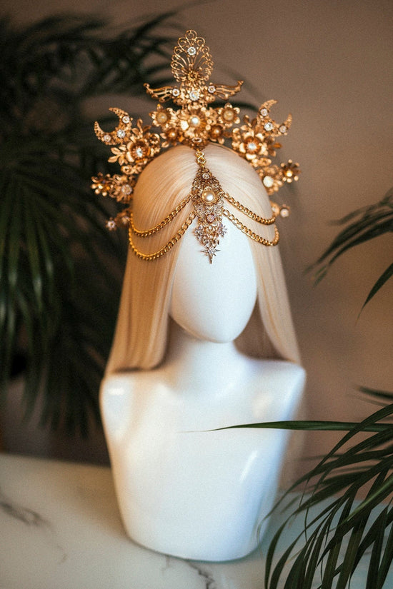 Gold sun crown, Moon crown, Halo Crown, Halo Headpiece, Bridal Headpiece, Wedding Crown, Bridal crown, Fairy crown, Celestial jewellery