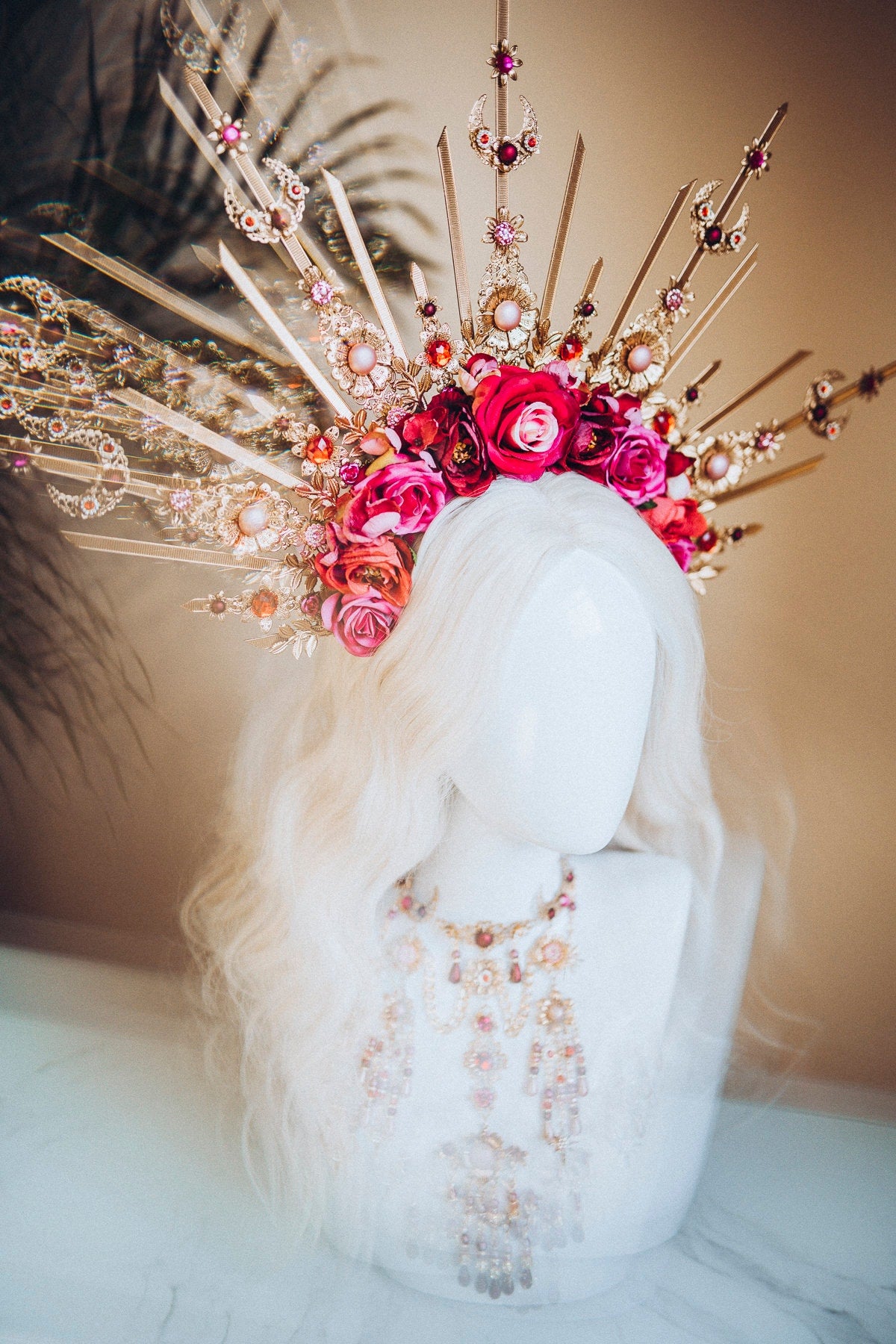 Flower Halo, Sun Jewellery, Moon child, Halo Headpiece, Halo Crown, Halo Headlights, Crown, Celestial, Headpiece, Pregnancy Photo, Goddess