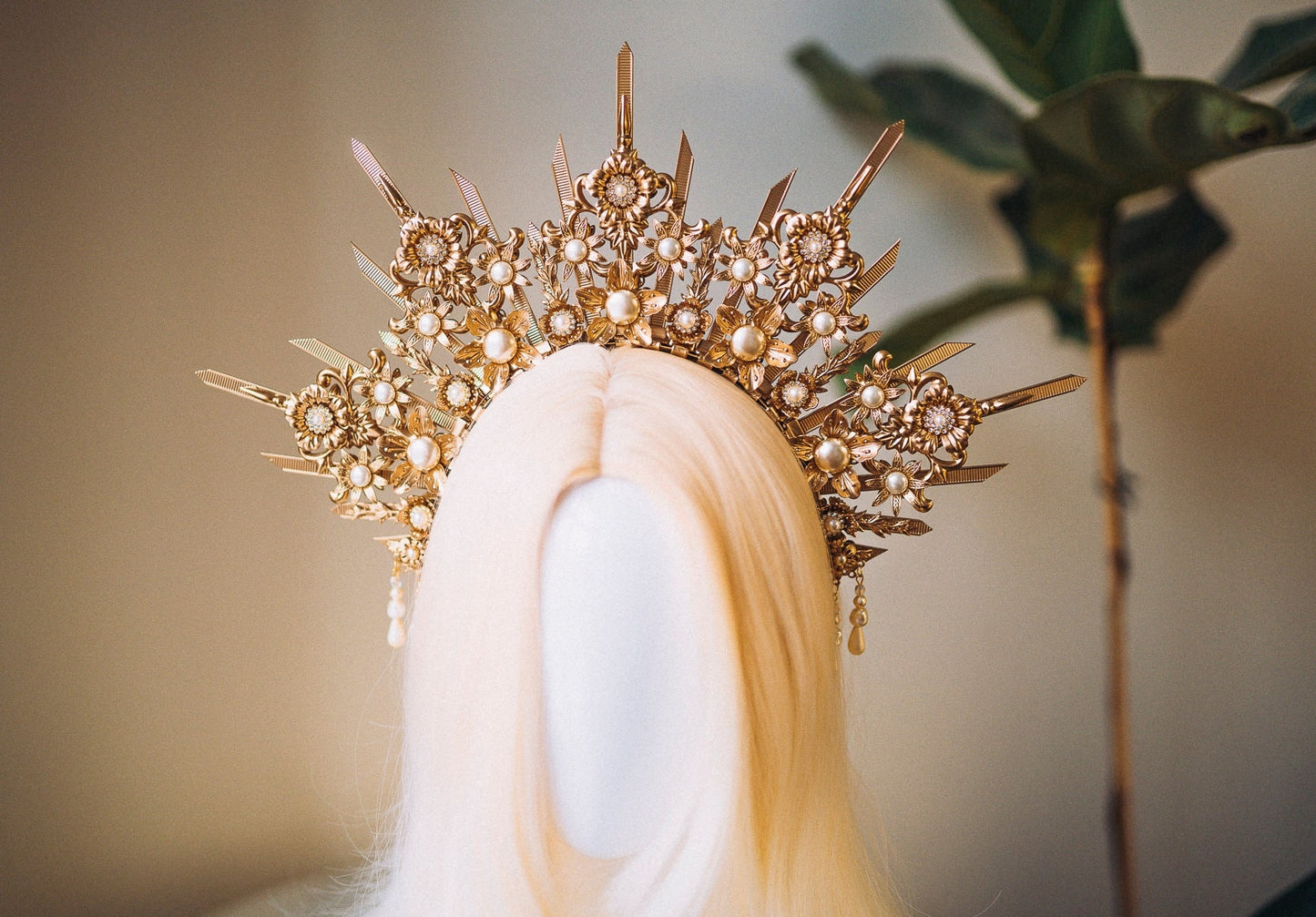 Beige Halo Crown, Halo, Halo Crown, Halo Headpiece, Halo Headband, Halo Headlights, Crown, Gold Halo, Headpiece, Wedding Crown, Headband