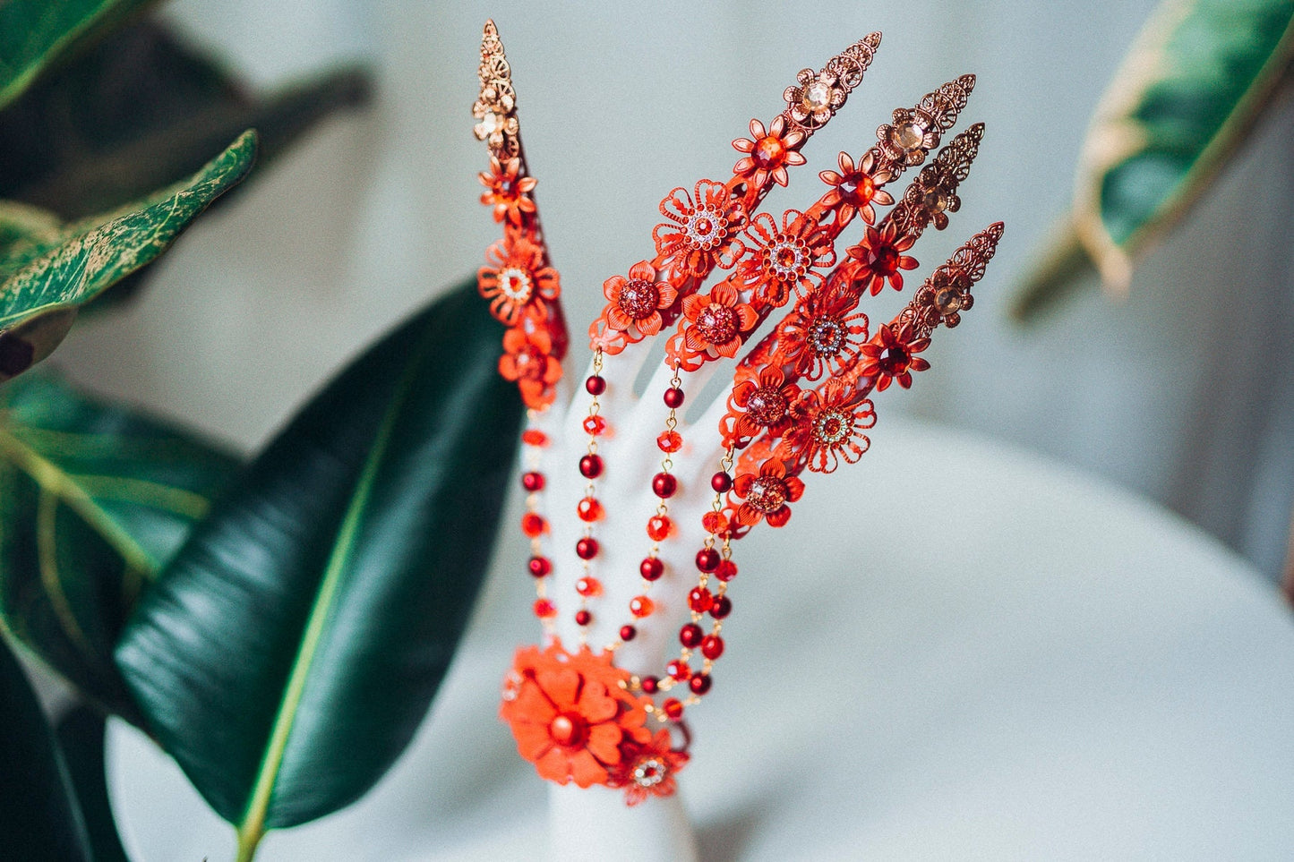 Red Finger Claws, Paw up, Nails Jewellery, Filigree Jewellery, Red Finger Jewellery, Photo props, Red bracelet, Gothic, Party, Sugar skull