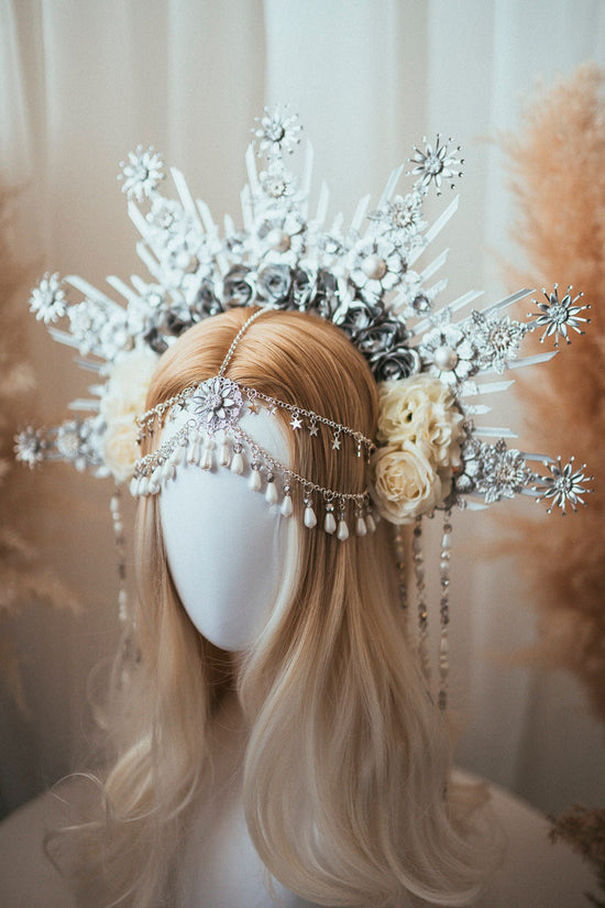 Silver Halo crown, Halo Headpiece, Silver tiara, Festival headpiece, Met Gala Crown, Wedding Crown, Flower crown, Mary Crown, Boho Crown