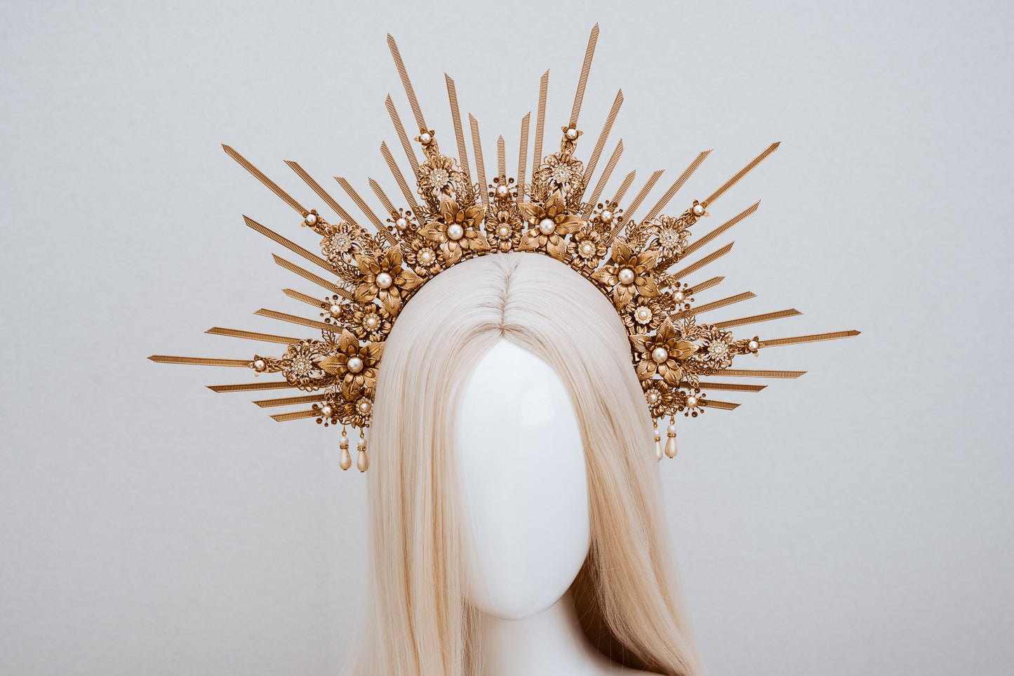 Halo Gold halo crown Jewellery Gold crown Flower crown Bridal headpiece Celestial jewellery Krone Crown Headdress Fairy crown Wedding crown