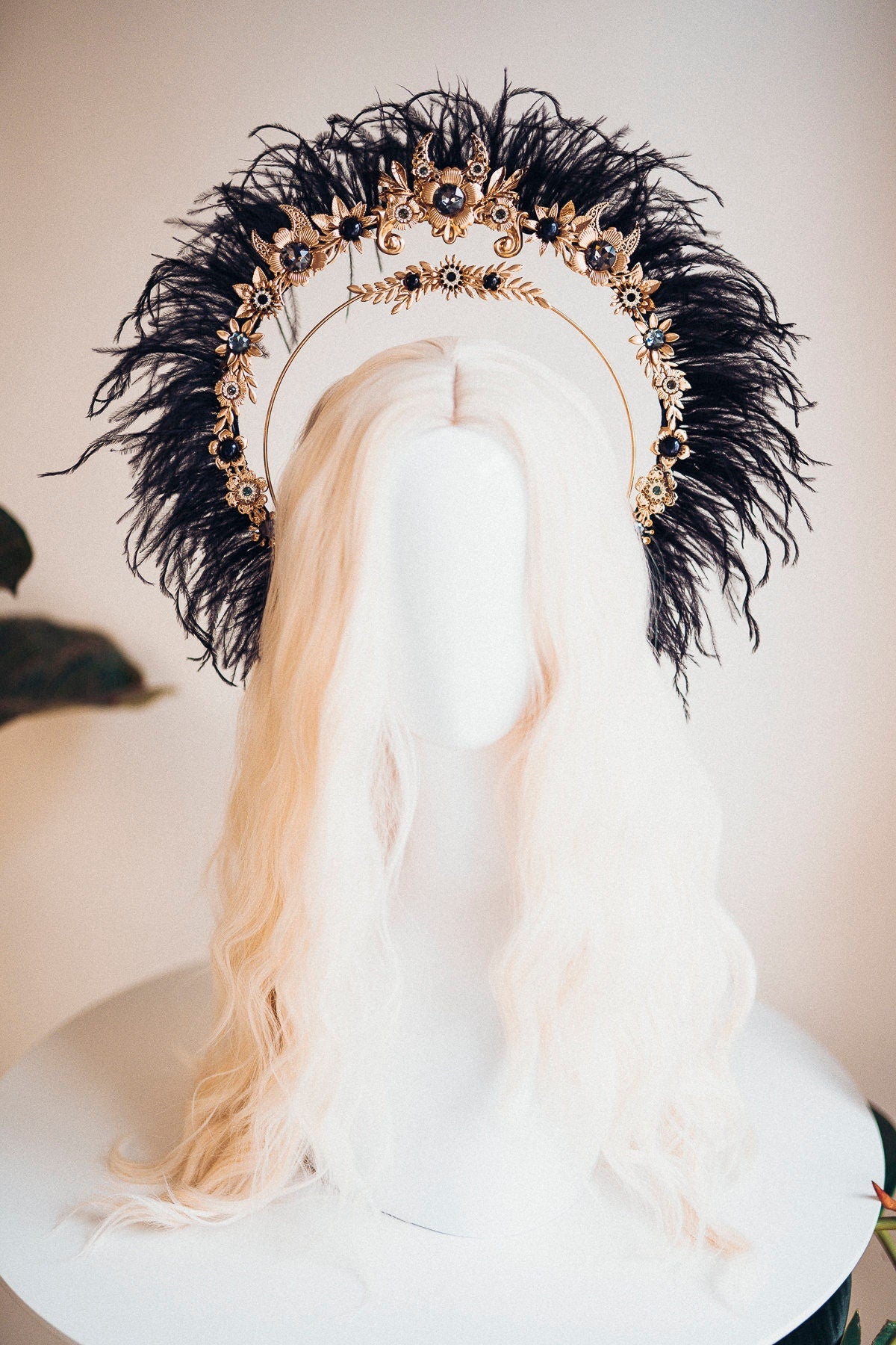 Black Halo Crown, Halo Headpiece, Festival crown, Festival headpiece, Summer Outfit, Wedding Crown, Halo crown, Boho Wedding, Halo Headband