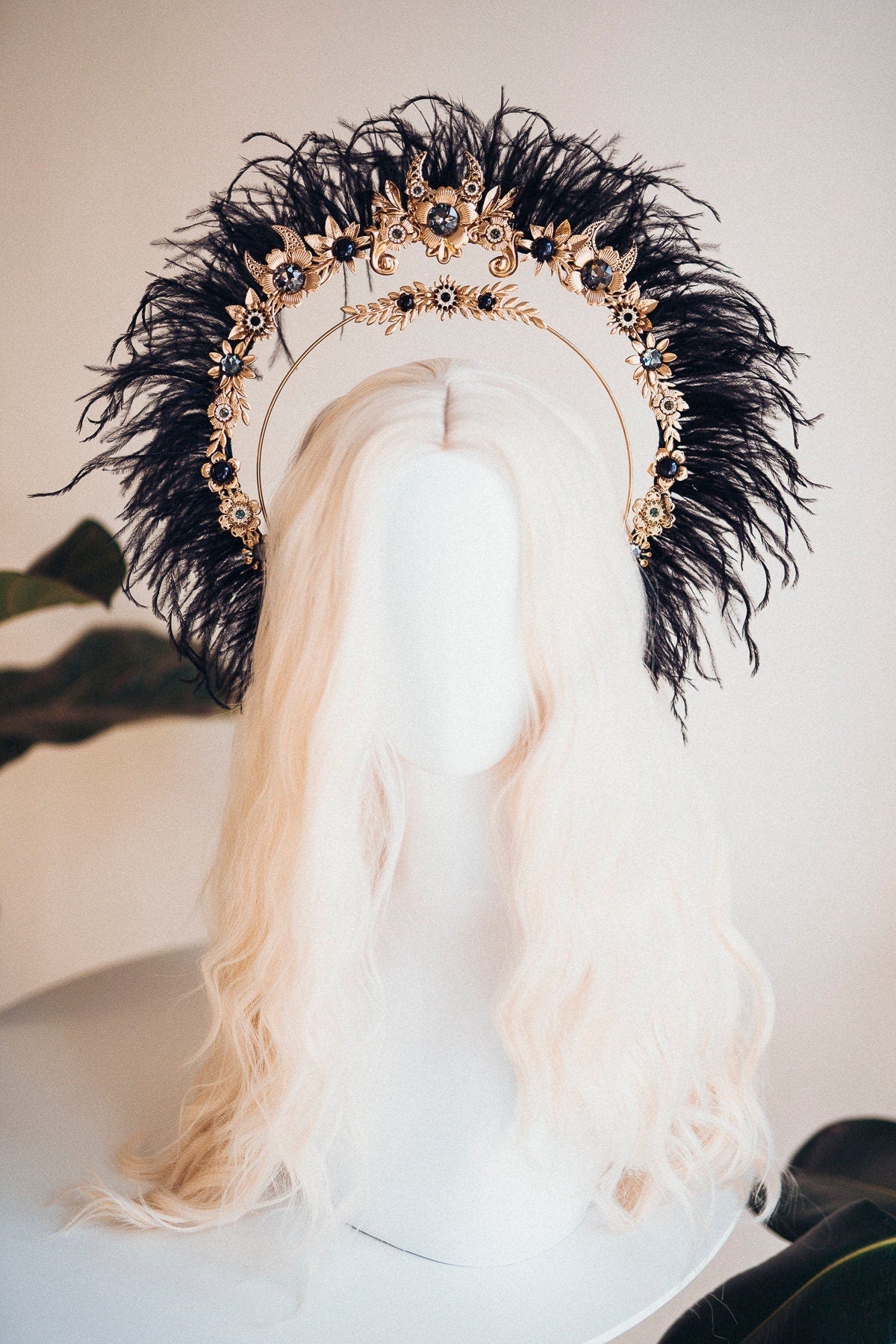 Black Halo Crown, Halo Headpiece, Festival crown, Festival headpiece, Summer Outfit, Wedding Crown, Halo crown, Boho Wedding, Halo Headband