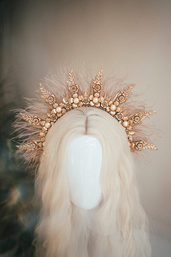 Champagne Halo Crown, Halo Headpiece, Festival crown, Festival headpiece, Summer Outfit, Wedding Crown, Halo crown, Boho Wedding, Beige Halo