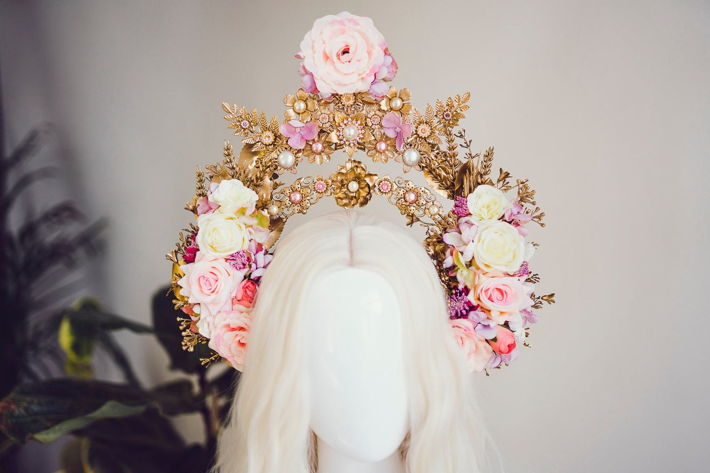 Flower Halo, Sun Jewellery, Moon child, Halo Headpiece, Halo Crown, Halo Headlights, Crown, Celestial, Headpiece, Pregnancy Photo, Goddess