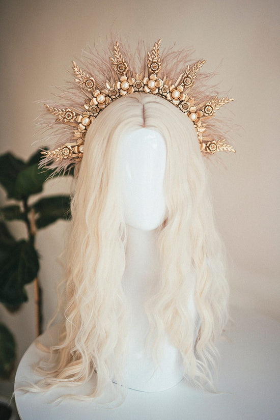 Champagne Halo Crown, Halo Headpiece, Festival crown, Festival headpiece, Summer Outfit, Wedding Crown, Halo crown, Boho Wedding, Beige Halo