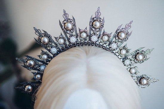 Halo crown, Halo Headband, Zip ties crown, Festival headpiece, Met Gala Crown, Platinum Crown, Mary Crown, Silver Crown, Festival Fashion