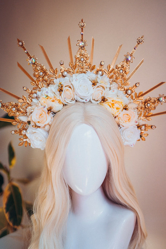 Flower halo crown, Beige flower crown, Halo headpiece, Bridal crown, Wedding headpiece, Goddess crown, Bridal headpiece, Wedding crown