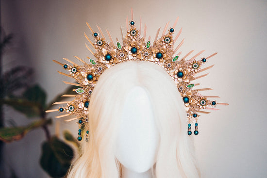 Gold Halo Crown, Halo Headpiece, Festival headpiece, Emerald crown, Wedding Crown, Halo crown, Bridal headpiece, Halo Headband