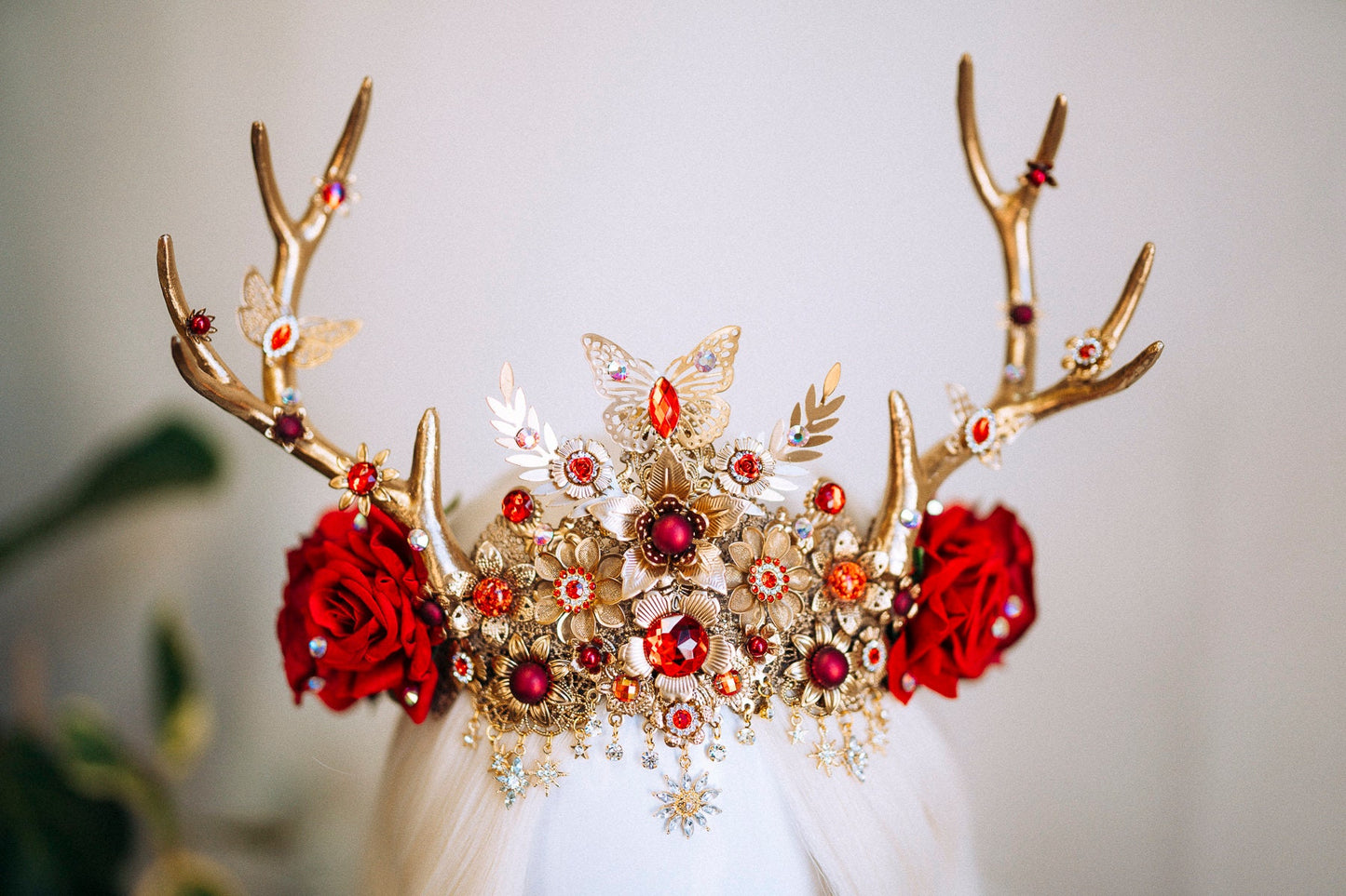 Deer Flower Crown Reindeer Headband Gold Horns Crown Halloween Party Crown Festival Headpiece Burning man Carnival Deer Costume Mardi Gras