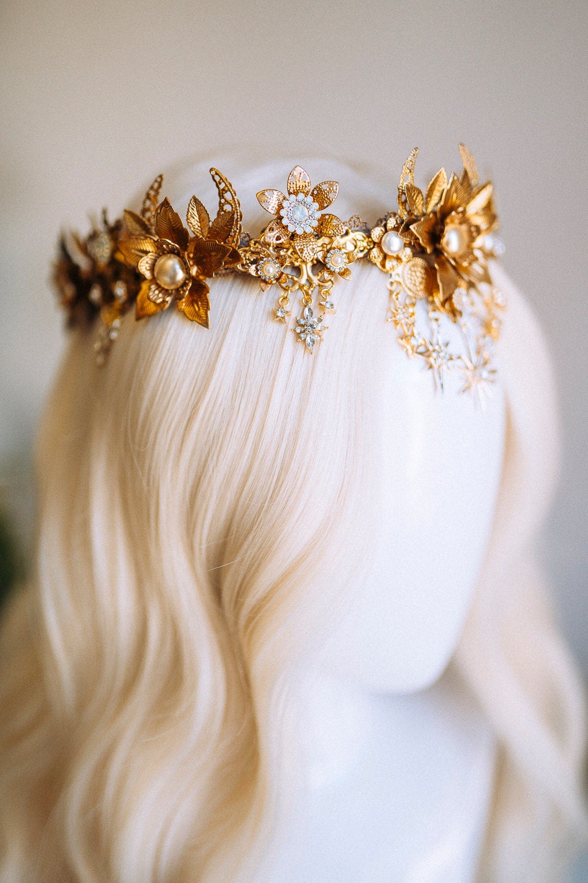 Bridal crown, Celestial crown, Gold crown, Fairy Crown, Wedding crown, Bridal headpiece, Bridal crown, Silver tiara, Goddess crown, Boho