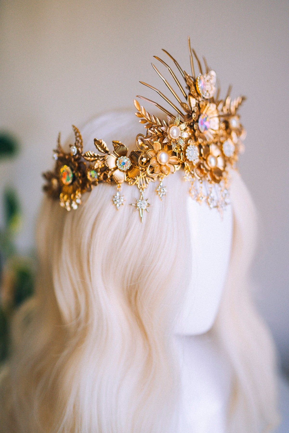 Elf crown Sun Crown Celestial Gold Tiara Sun Shine Headpiece Fairy Crown Halo Festival Tiara Wedding Crown Boho Festival Bride