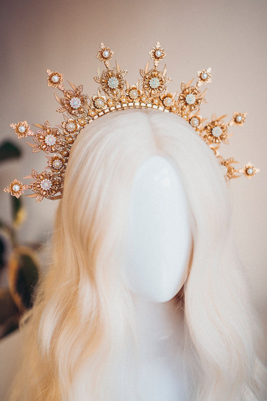 Gold halo crown, Wedding headpiece, Bridal crown, Fairy crown, Pearl crown, Wedding crown, Bridal headpiece, Hair accessories