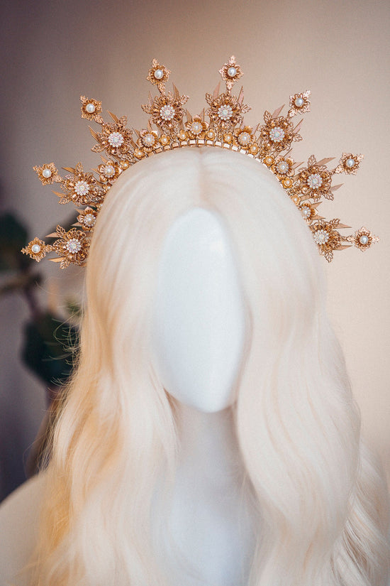 Gold halo crown, Wedding headpiece, Bridal crown, Fairy crown, Pearl crown, Wedding crown, Bridal headpiece, Hair accessories