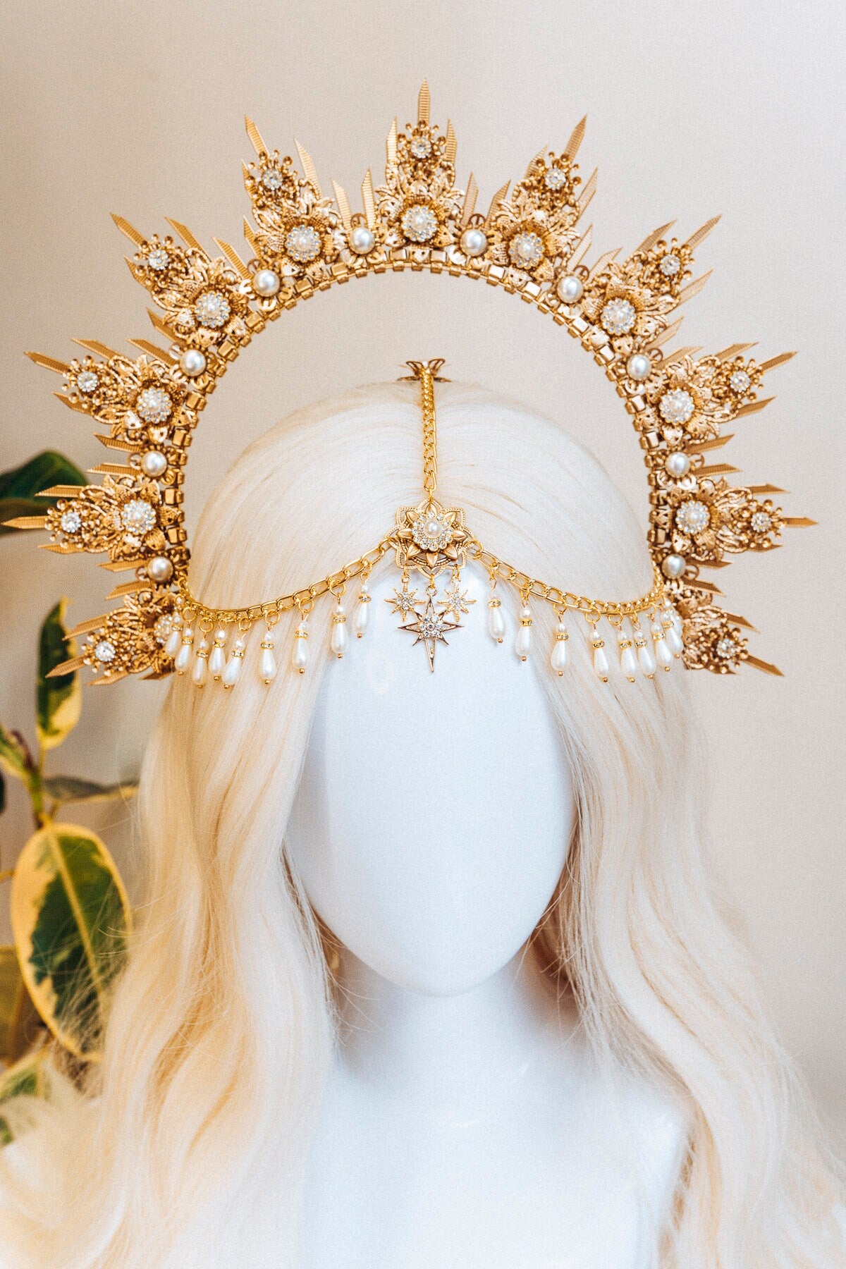 Gold Halo Crown, Halo Headpiece, Festival crown, Festival headpiece, Beige Halo, Wedding Crown, Halo crown, Boho Wedding, Halo Headband