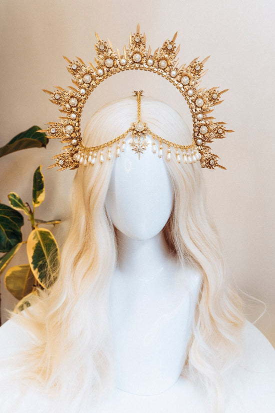 Gold Halo Crown, Halo Headpiece, Festival crown, Festival headpiece, Beige Halo, Wedding Crown, Halo crown, Boho Wedding, Halo Headband