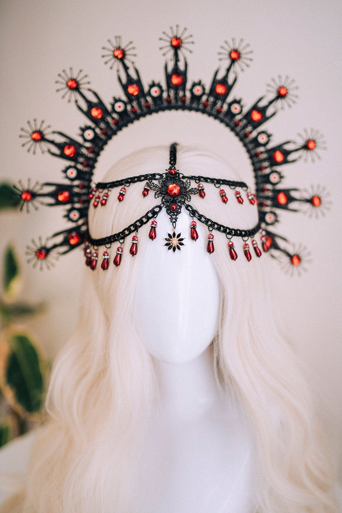 Black Halo Crown, Halo Headband, Red Crown, Festival Crown, Festival Headpiece, Halo Headlight, Headlights, Photo Props, Black Crown