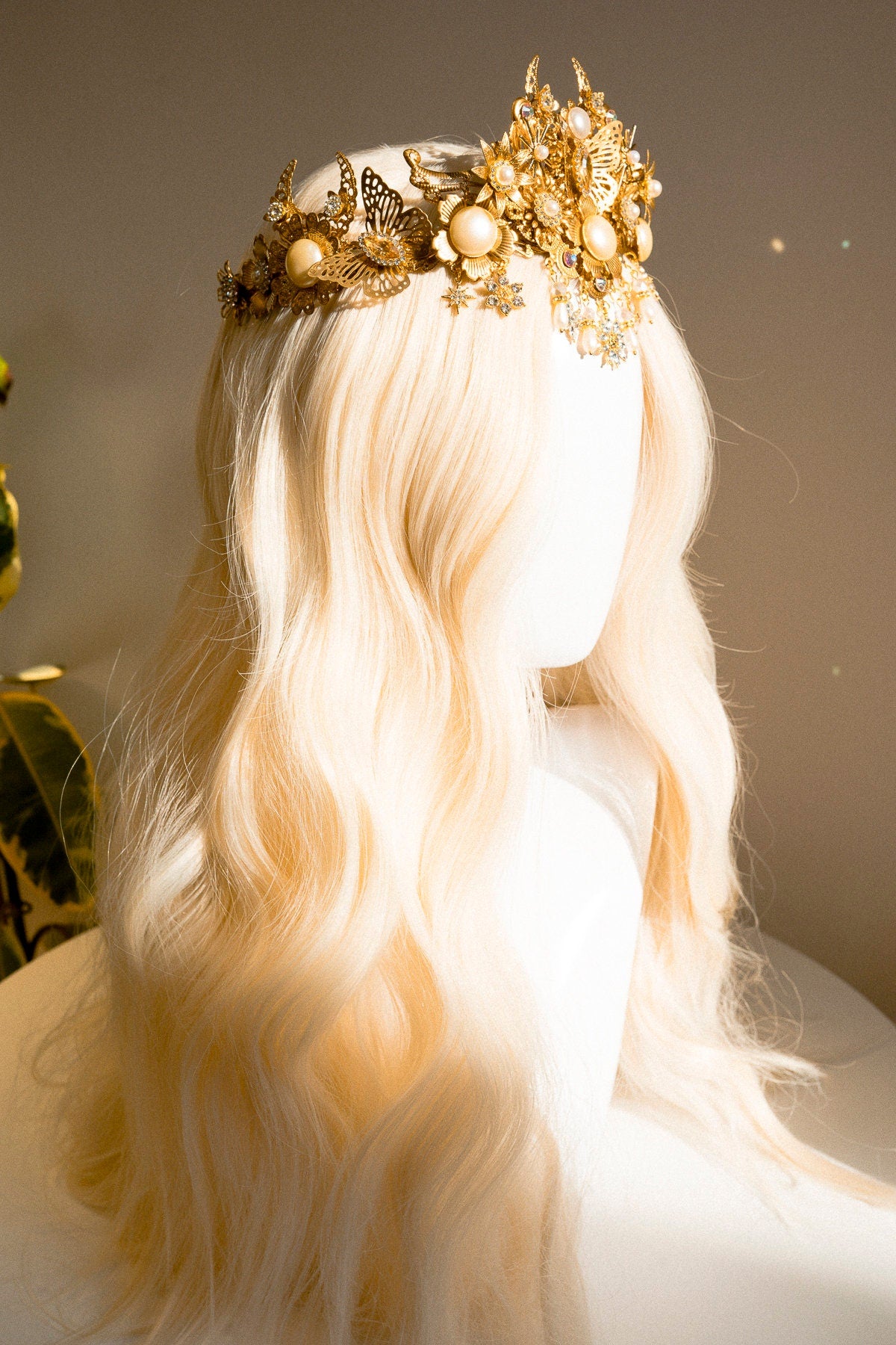 Elf crown, Sun Crown, Celestial, Gold Tiara, Sun Shine Headpiece, Fairy Crown, Halo, Festival Tiara, Wedding Crown,Boho bride,Festival Bride