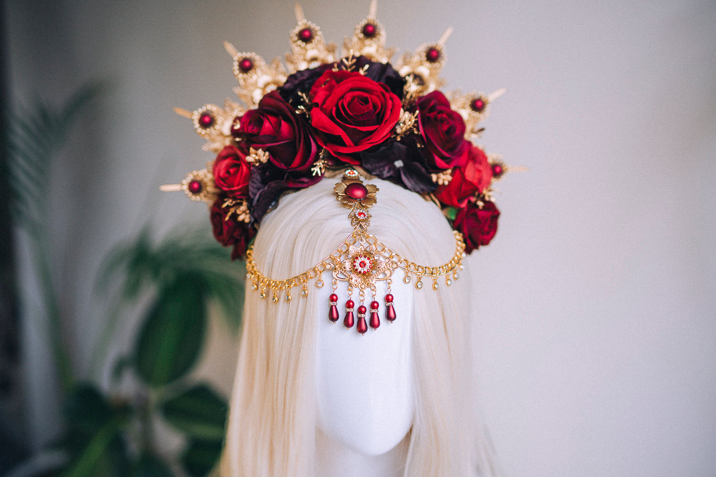 Flower Halo Crown, Halo Headpiece, Halo Crown, Halo Headlights, Flower Crown, Celestial, Headpiece, Pregnancy Photo, Goddess, Red Roses