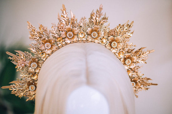 Gold Halo Crown, Halo Headpiece, Festival crown, Festival headpiece, Beige Halo, Wedding Crown, Halo crown, Boho Wedding, Halo Headband