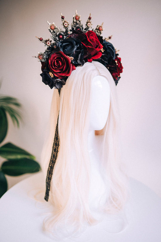 Flower Halo Crown, Halo Headpiece, Halo Crown, Halo Headlights, Flower Crown, Celestial, Headpiece, Pregnancy Photo, Goddess, Black Roses