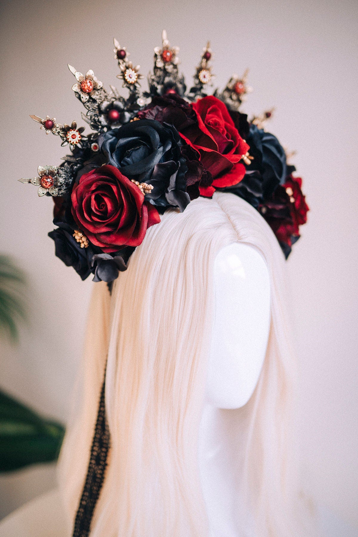 Flower Halo Crown, Halo Headpiece, Halo Crown, Halo Headlights, Flower Crown, Celestial, Headpiece, Pregnancy Photo, Goddess, Black Roses