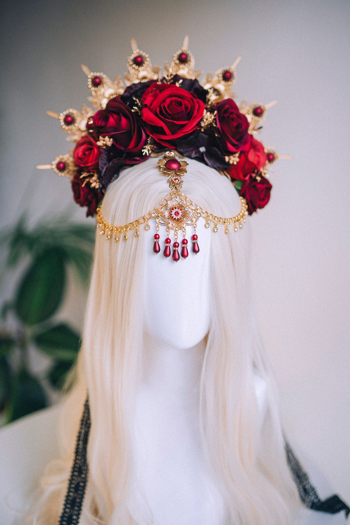 Flower Halo Crown, Halo Headpiece, Halo Crown, Halo Headlights, Flower Crown, Celestial, Headpiece, Pregnancy Photo, Goddess, Red Roses