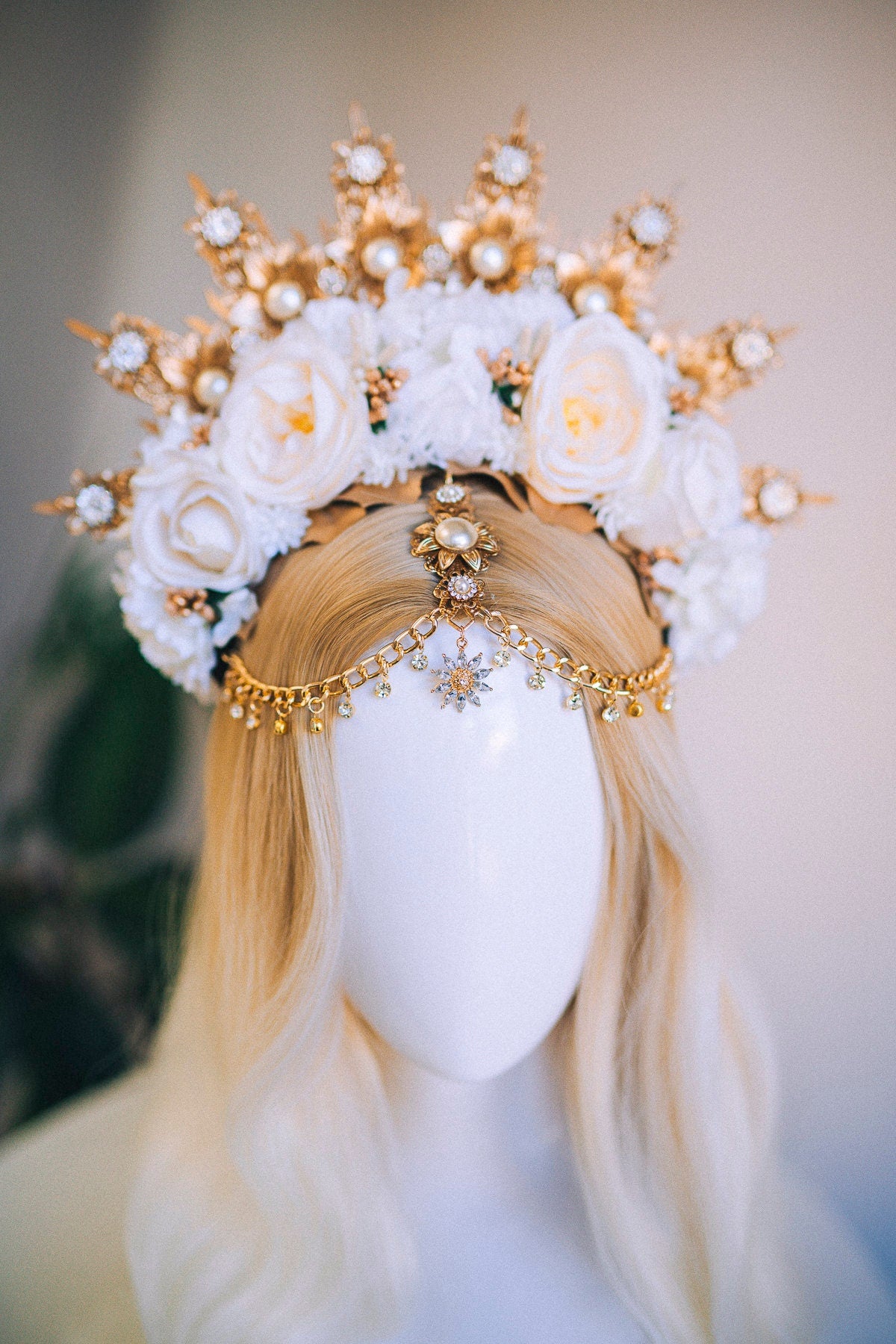 Flower Halo Crown, Halo Headpiece, Halo Crown, Halo Headlights, Flower Crown, Celestial, Headpiece, Pregnancy Photo, Goddess, Wedding, Boho