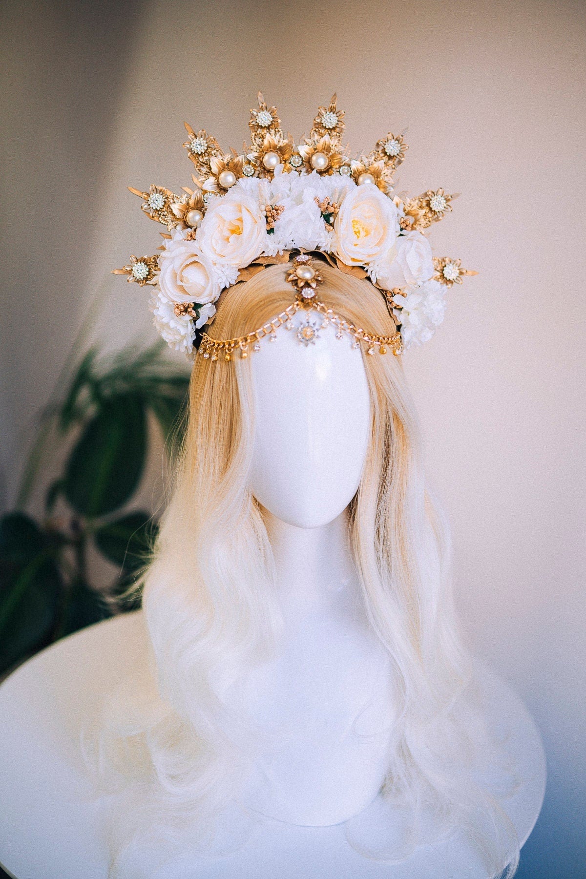 Flower Halo Crown, Halo Headpiece, Halo Crown, Halo Headlights, Flower Crown, Celestial, Headpiece, Pregnancy Photo, Goddess, Wedding, Boho