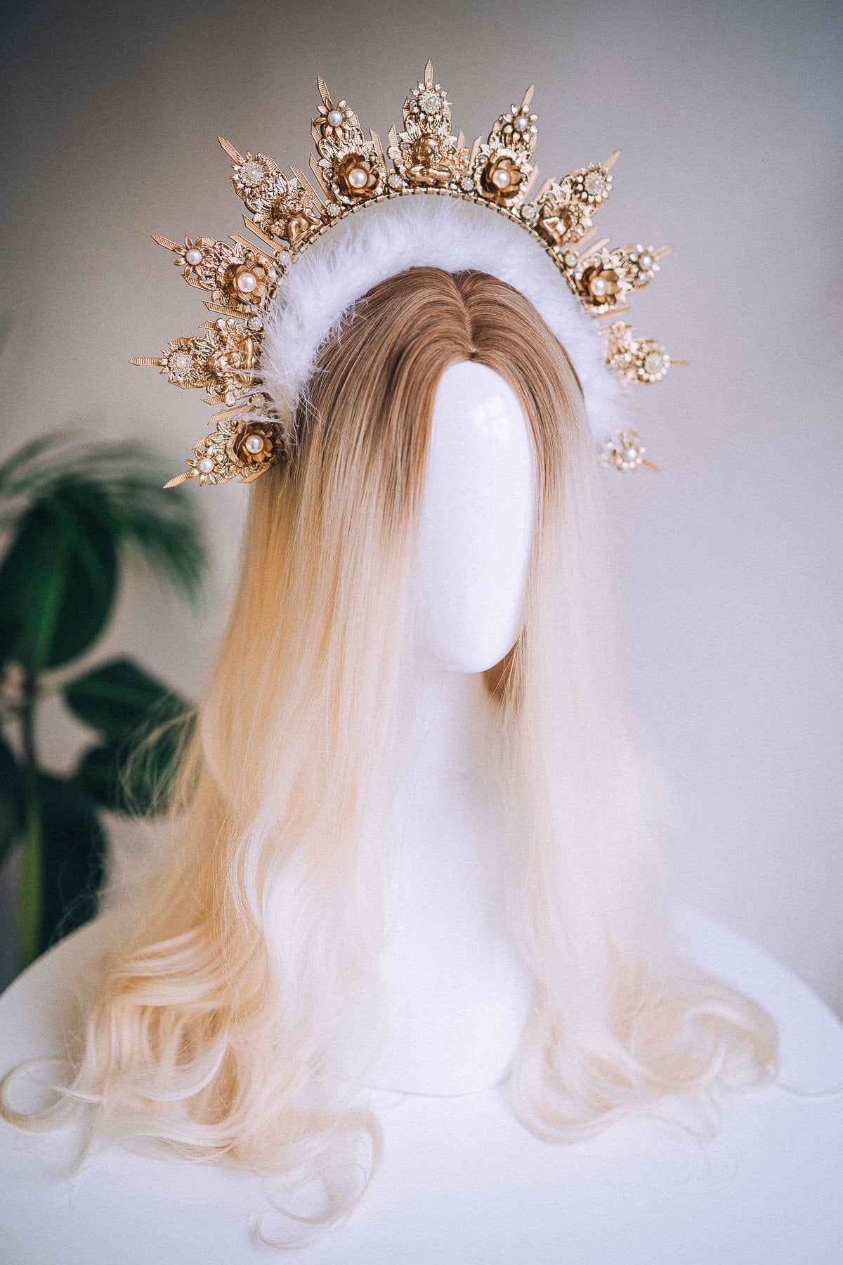 Angel Crown Gold Halo Crown Headlights Headpiece Wedding Crown Met Gala Crown Wedding Crown Mary Crown Photo props Angel Wings