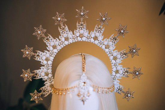 Snowflake Halo Crown Headlights Xmas Party Crown Winter Tiara White Halo Winter Wedding Photo Props Christmas Photos shoot Jewelry