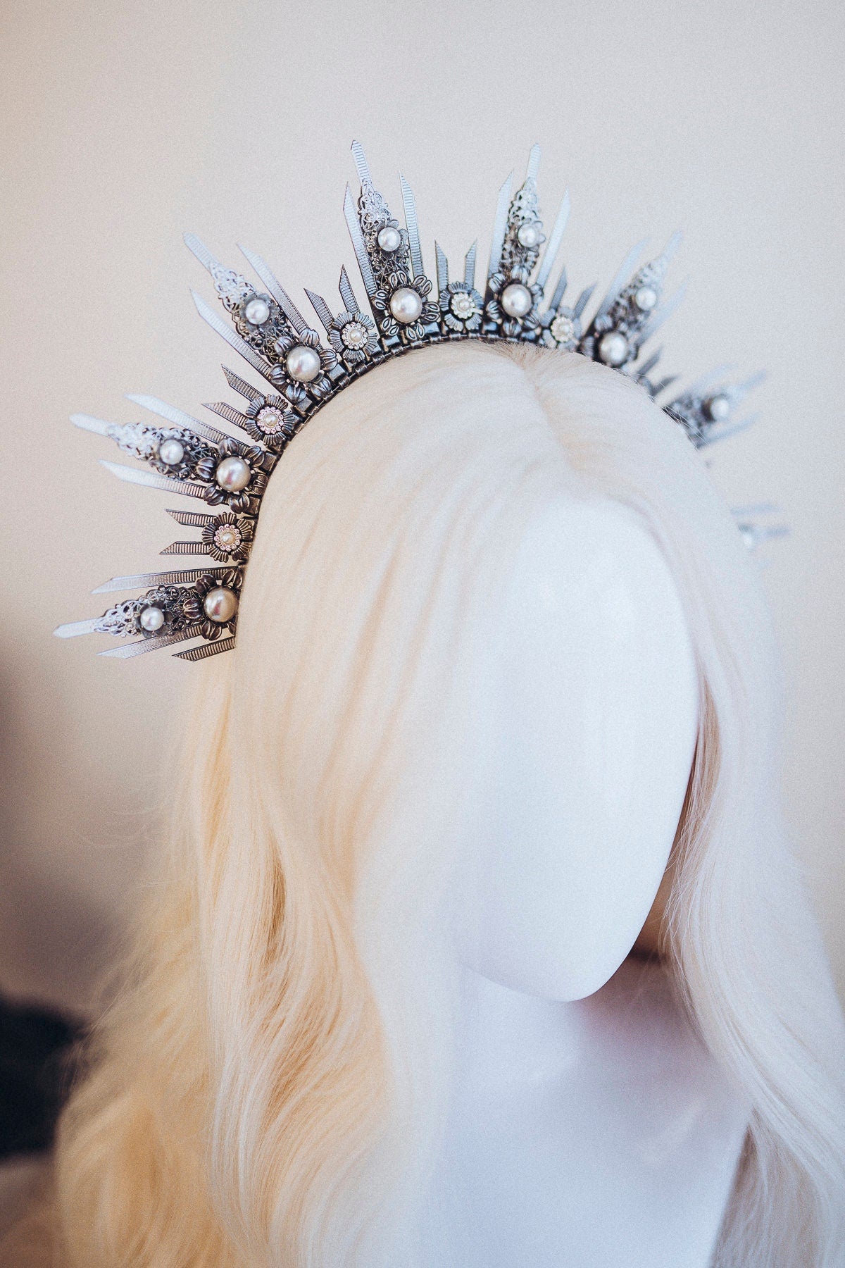 Platinum Halo Crown Headpiece Festival Headband Silver Headlights Wedding Tiara Photo Props Boho Flower Bride Bachelorette