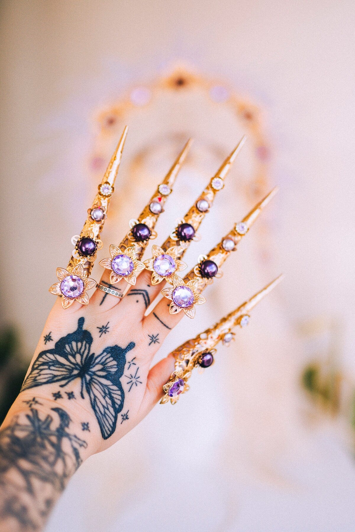 Libra Zodiac Sign Gold Finger Claw 1 piece Nails Jewellery Halloween Sugar Skull Photo Props Lavender Jewelry