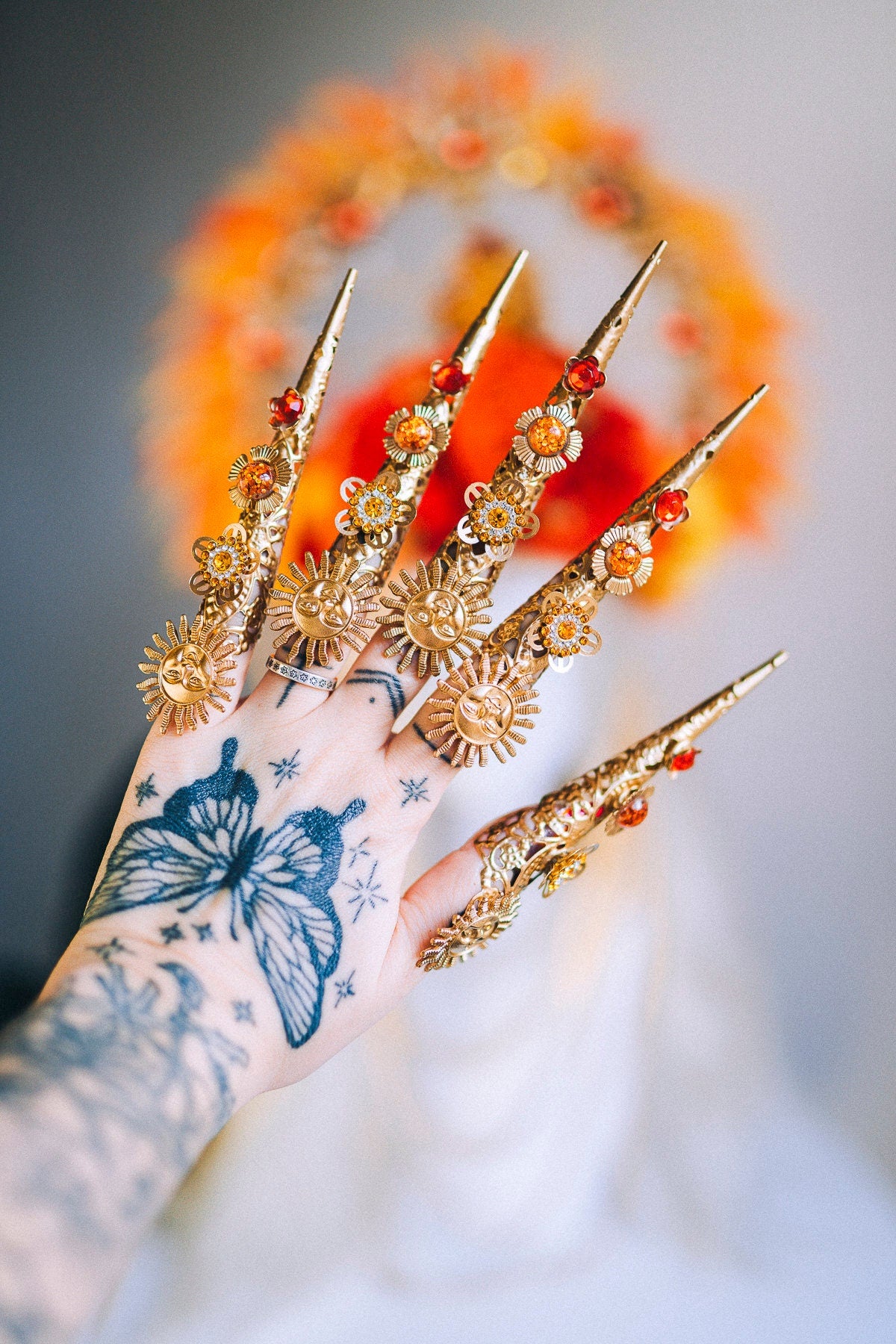 Leo Zodiac Sign Gold Finger Claw 1 piece Nails Jewellery Halloween Gold Fingers Sugar Skull Photo Props Yellow Jewelry