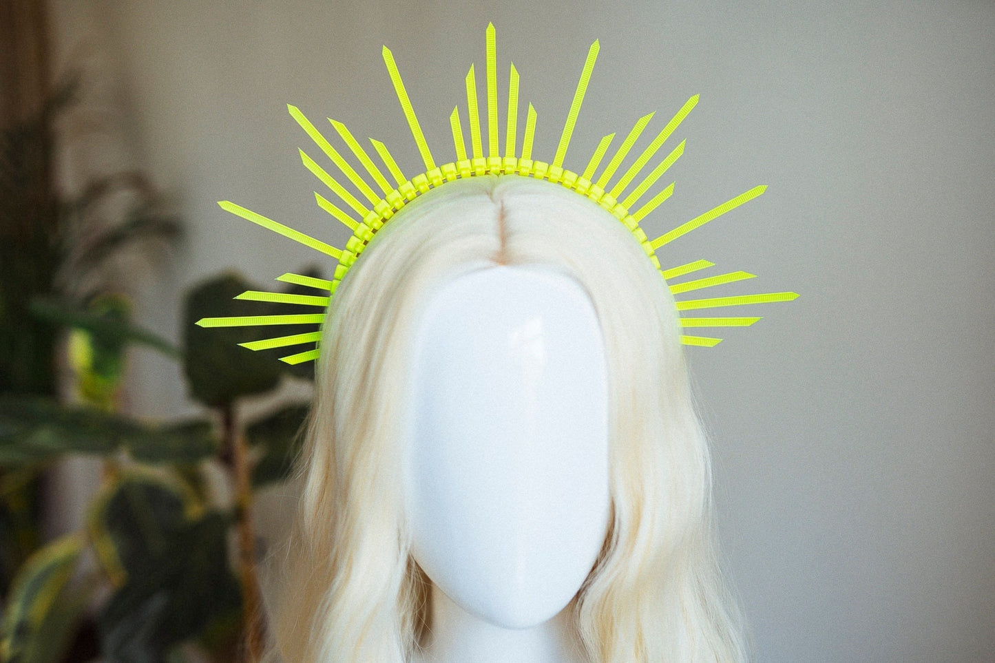 Neon Yellow Halo Crown, Halo Headpiece, Festival crown, Burning man, Zip ties crown, Halo crown, Halo Headband, Festival Fashion,Rave outfit