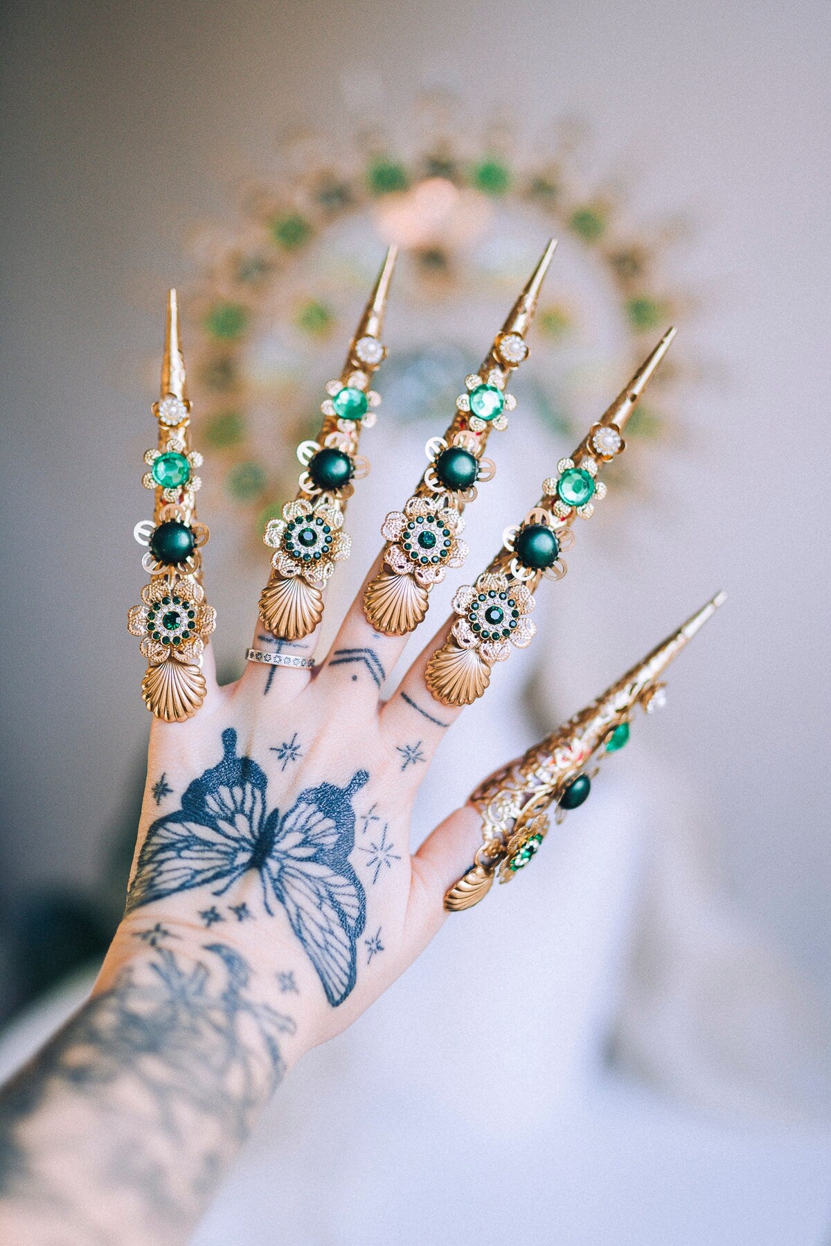 Pisces Zodiac Sign Gold Finger Claw 1 piece Nails Jewellery Halloween Gold Fingers Sugar Skull Photo Props Green Jewelry