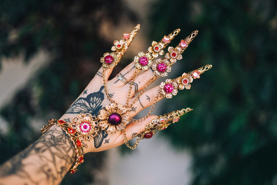 READY TO SHIP Gold Fingers Jewellery Romantic Gold Bracelet Nails Jewellery Maternity Photo Shoot Photo Props Pregnancy Photo Frida Kahlo