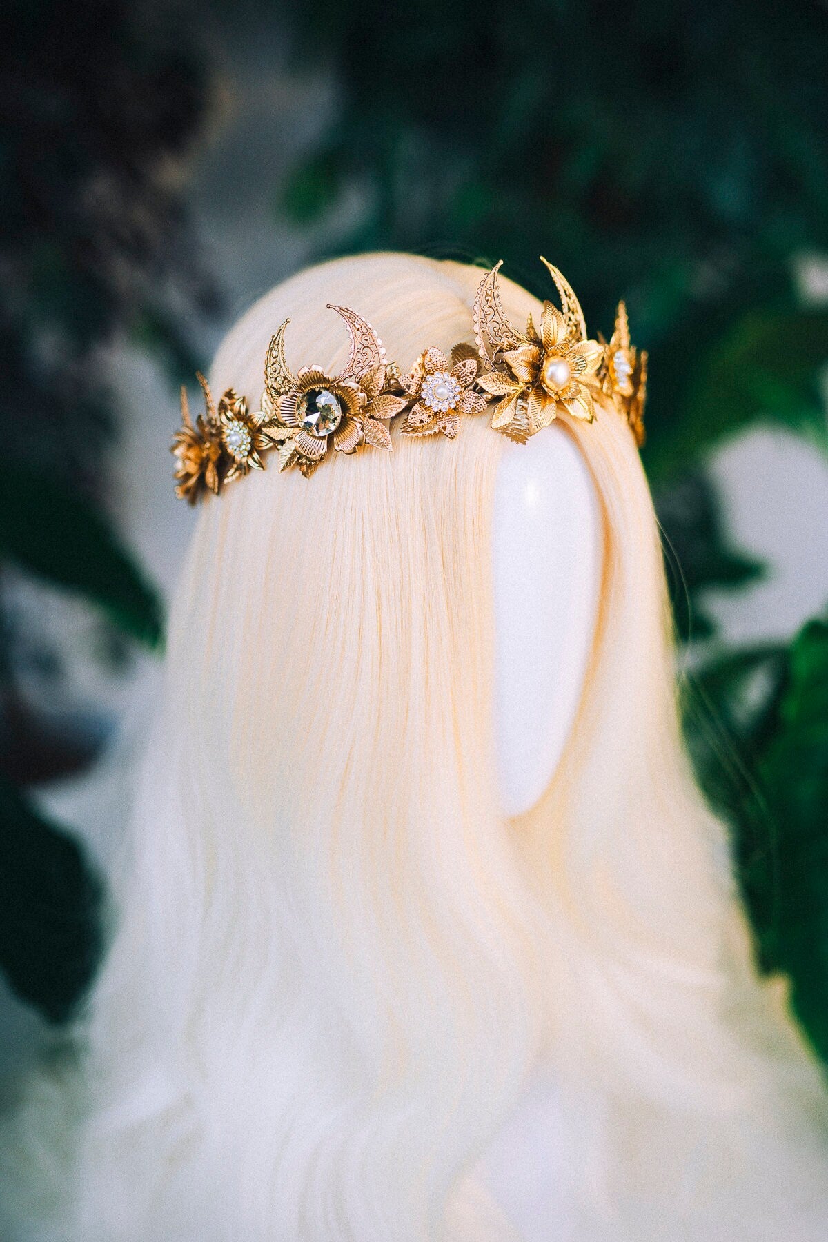 Gold moon crown, Gold flower crown, Elf Crown, Elven tiara, Fairy Crown, Flower Crown, Wedding Tiara, Bridal headpiece, Flower hair wreath