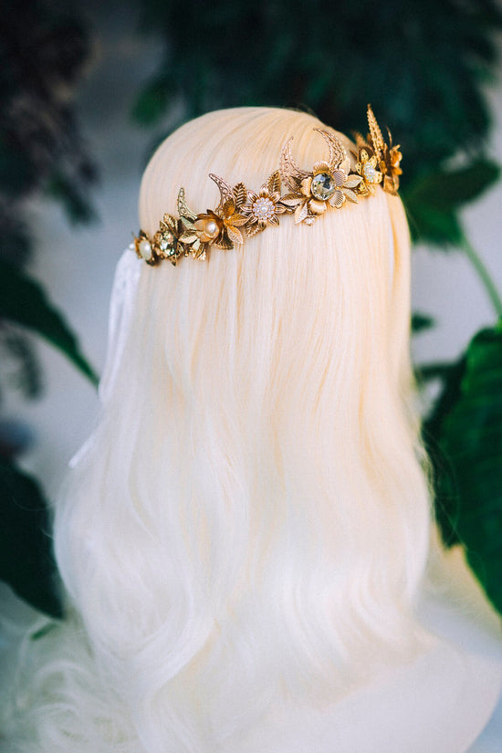 Gold moon crown, Gold flower crown, Elf Crown, Elven tiara, Fairy Crown, Flower Crown, Wedding Tiara, Bridal headpiece, Flower hair wreath