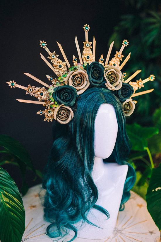 Emerald Flower crown Gold halo Moon crown Bridal Headpiece Goddess crown Celestial Jewellery Burning man Accessories Tiara Diadem Crown Boho