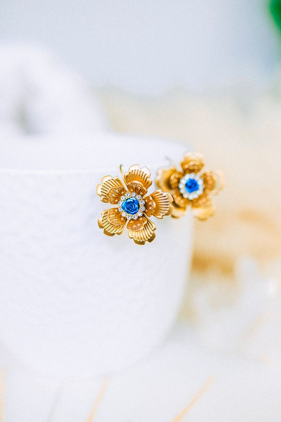 Flower earrings Festival earrings Gold boho earrings Summer earrings Flower jewellery Wedding accessories Blue earrings