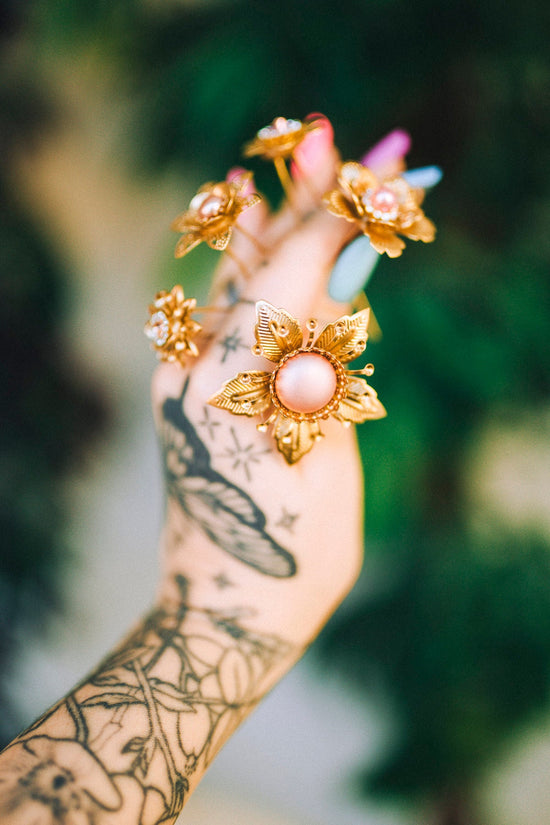 Boho Hairpins Flower Hair Comb Wedding Flowers Dust pink Flowers In Hair Boho Bride Dried Flower Crown Boho Chic Style Flower Hairpins