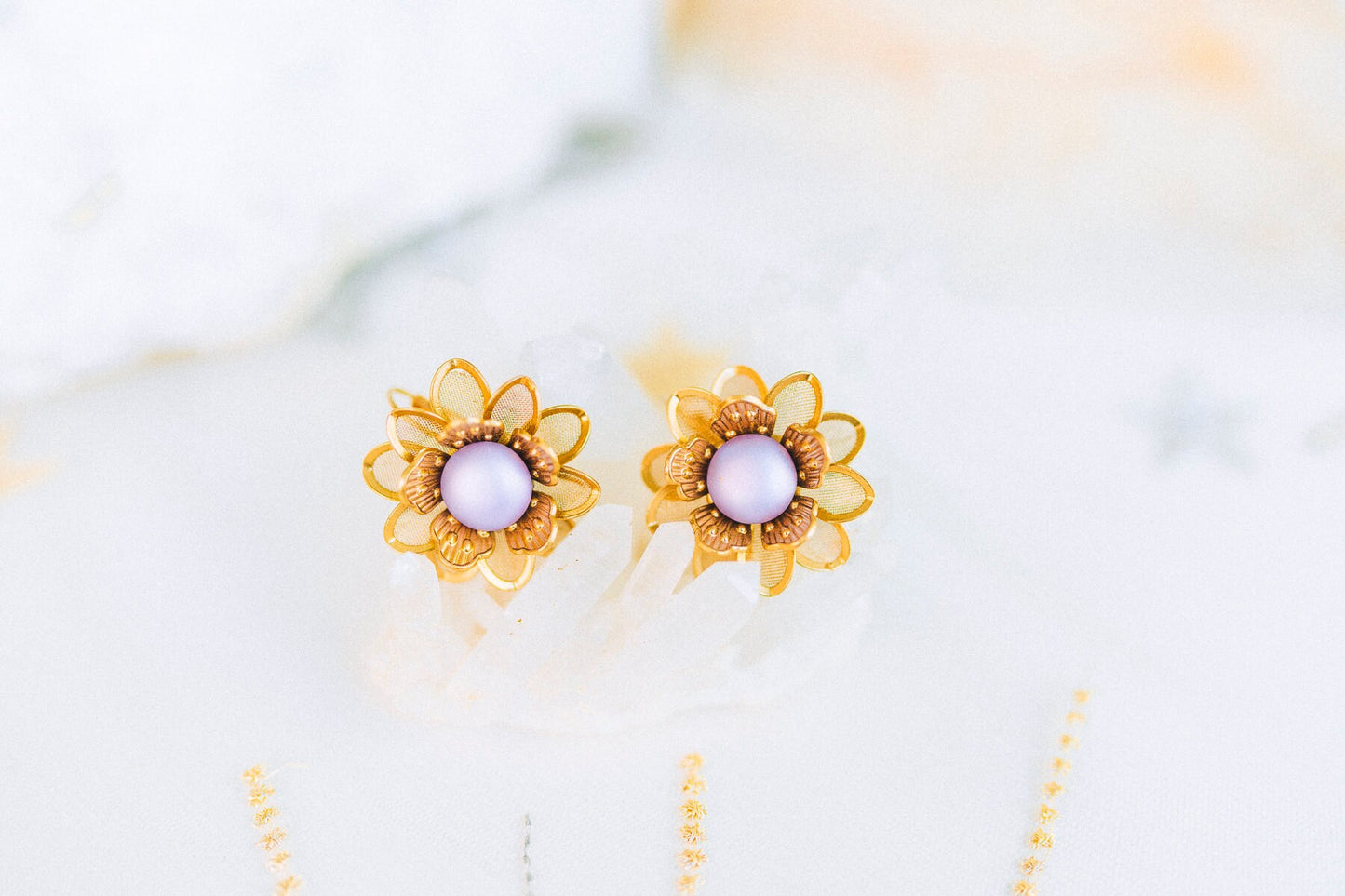 Flower earrings Festival earrings Gold boho earrings Summer earrings Flower jewellery Wedding accessories Lavender earrings