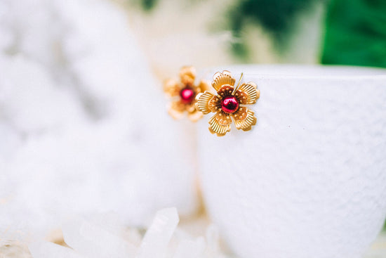 READY TO SHIP Flower earrings Festival earrings Gold Summer earrings Flower jewellery Wedding accessories Burgundy earrings Bridal earrings