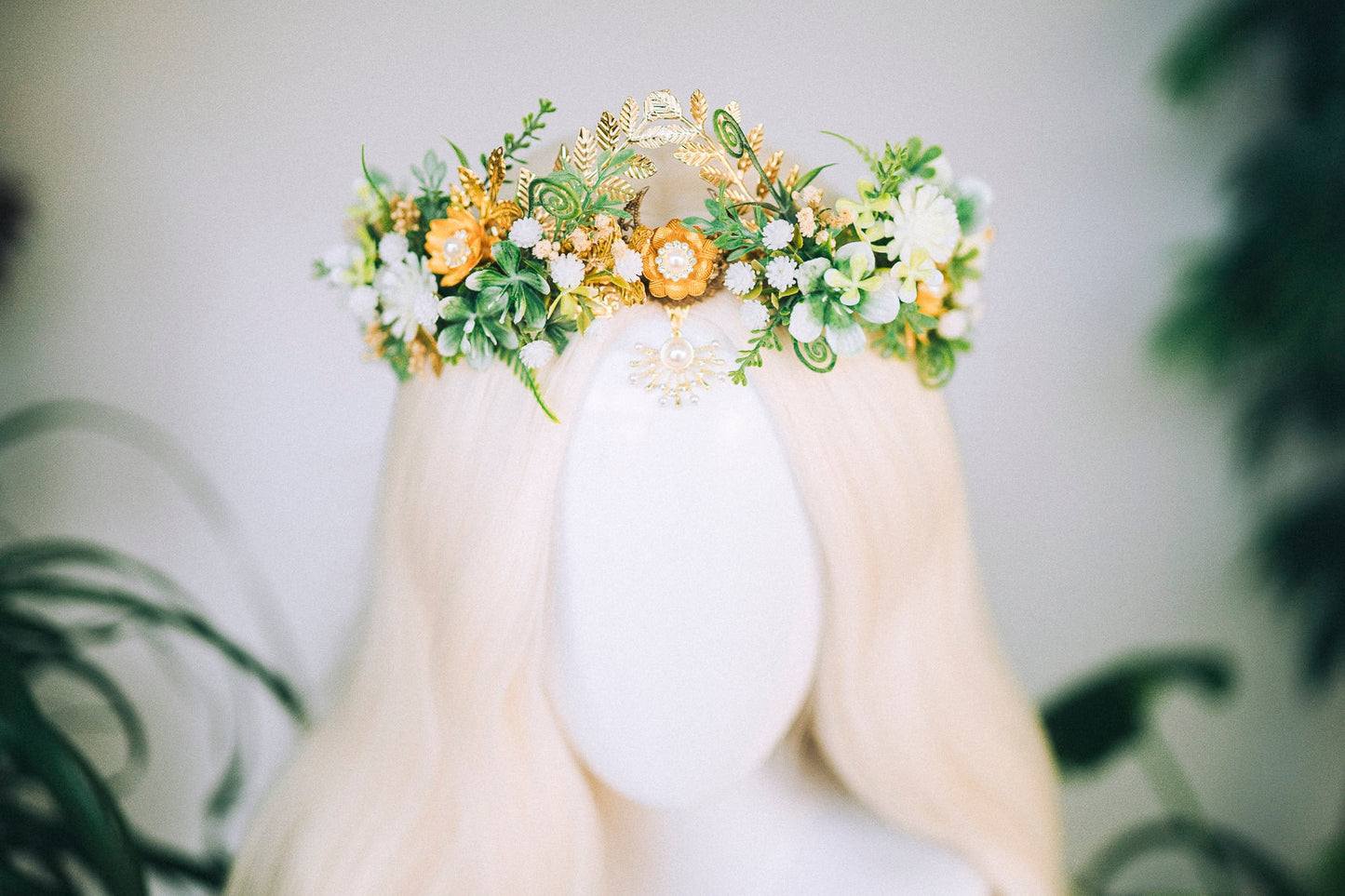 Greenery Flower Crown Flower Tiara Celestial Gold Wedding Headpiece Headband Fairy Eleven Flower Wedding Crown Boho Bride Crystal Crown