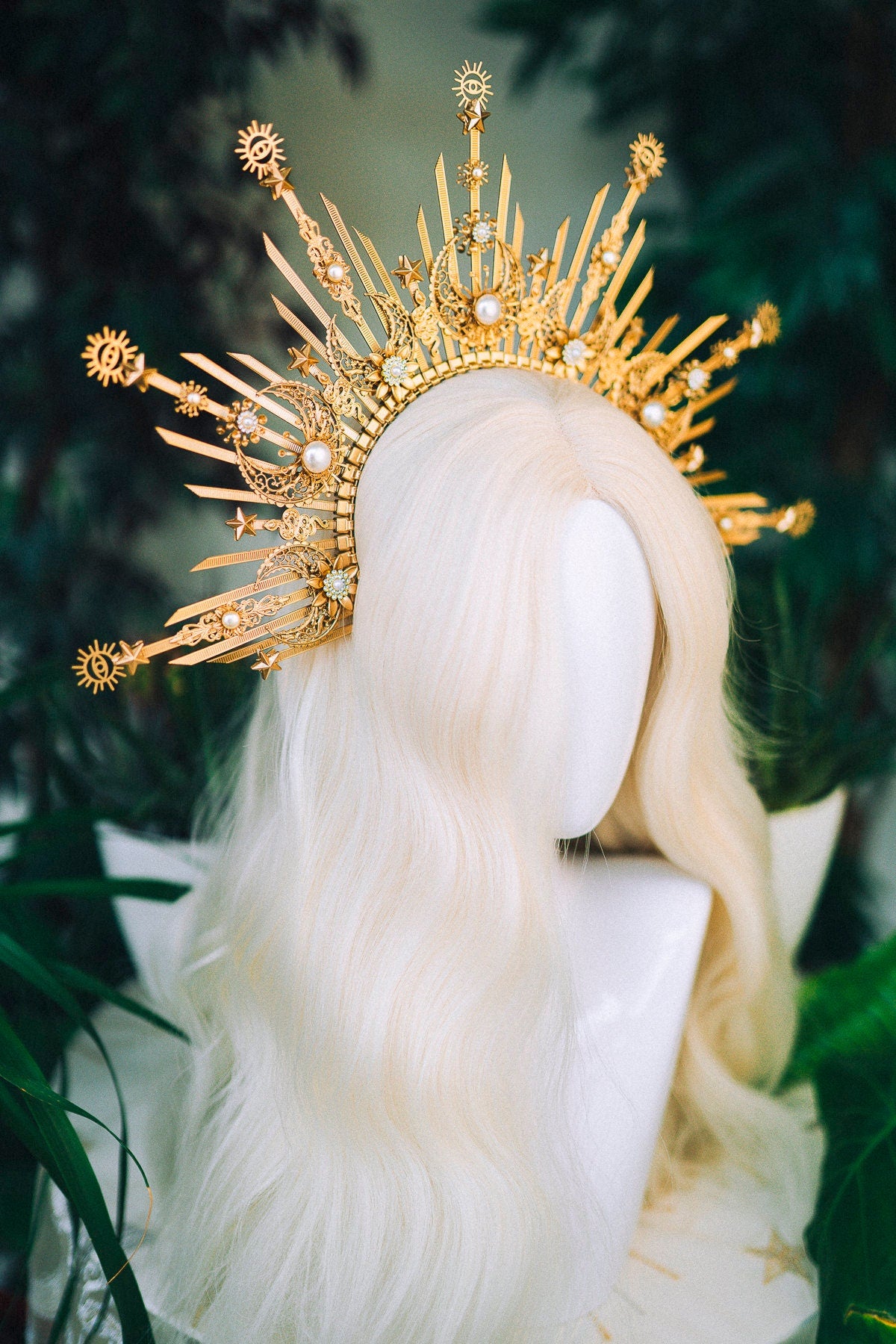 Gold halo crown, Goddess headpiece, Gold crown, Divine crown, Wedding crown, Bridal headpiece, Gold crown, Halo headlights, Fairy crown